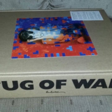 Tug of War Limited Super Deluxe